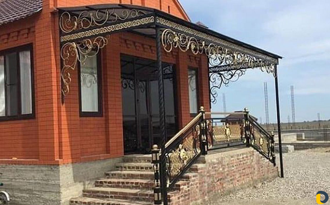 Кованые работы ворота перила козырек навес и.т.д