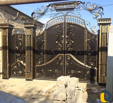 Кованые ворота и двери козырьки и навес 2000 кв и