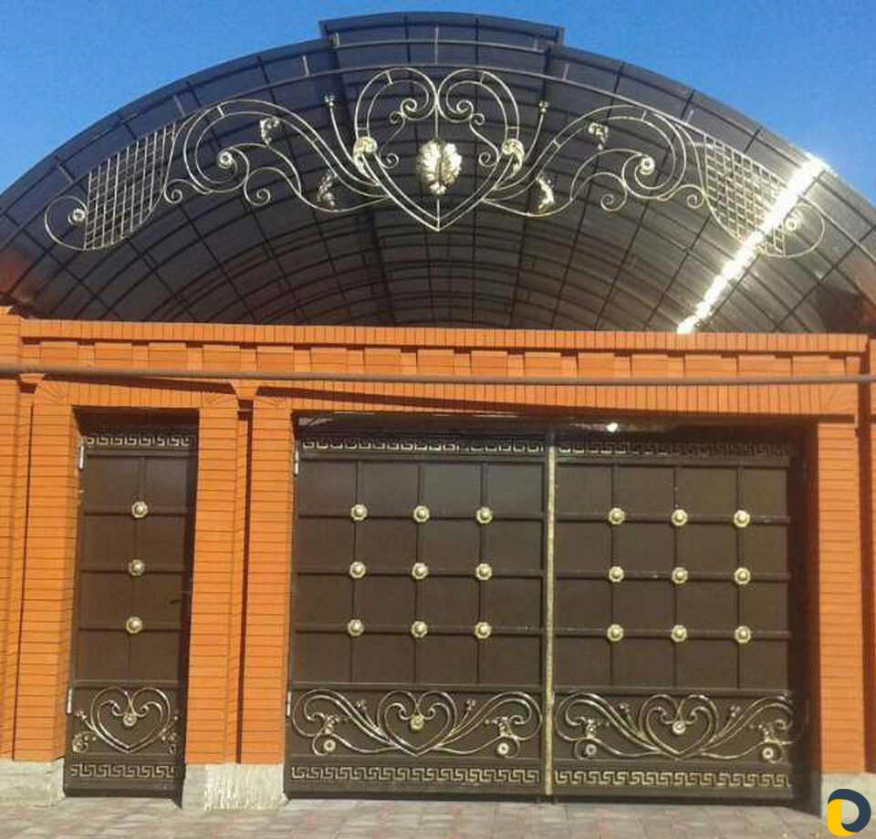Кованые ворота перилы двери козырьки беседки