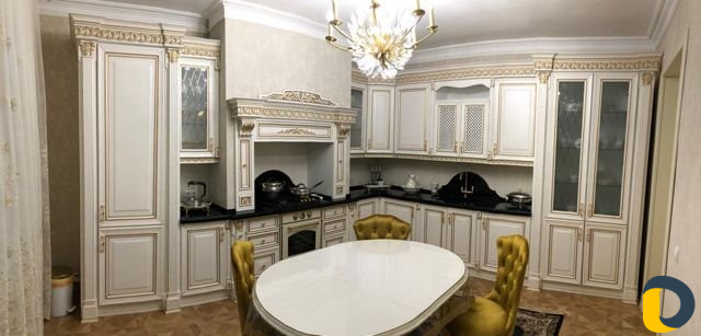 Кухни и шкафы на заказ