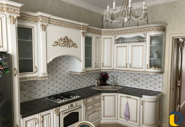 Кухни и шкафы на заказ