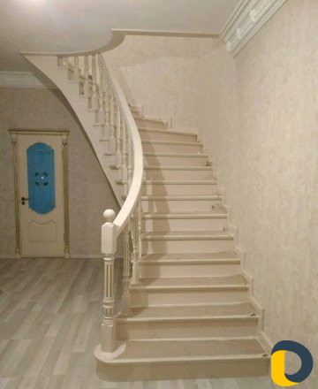 Лестницы, двери, арки, доборы, капители, плинтуса