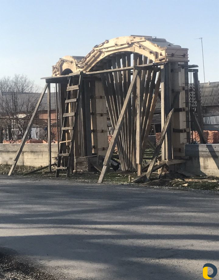 Лестницы и арки
