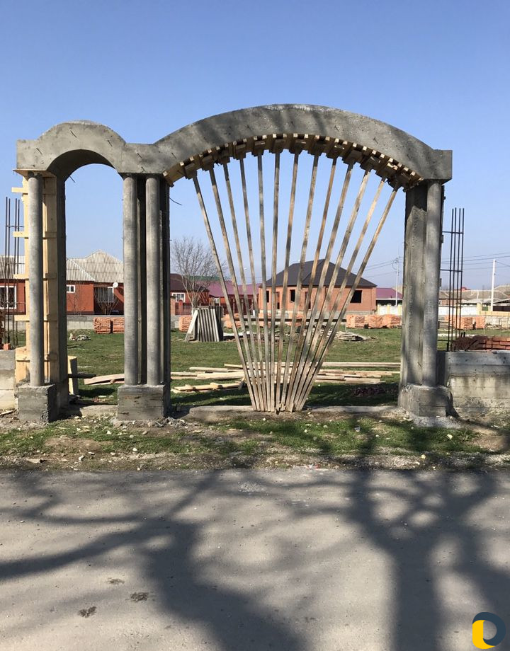 Лестницы и арки