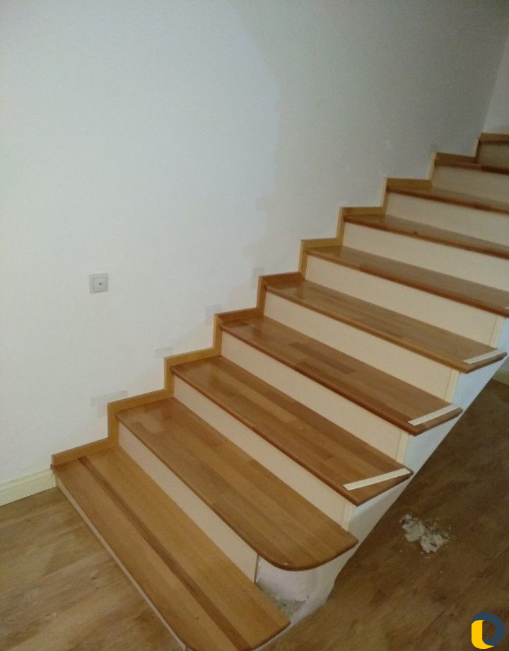 Лестницы из дерева