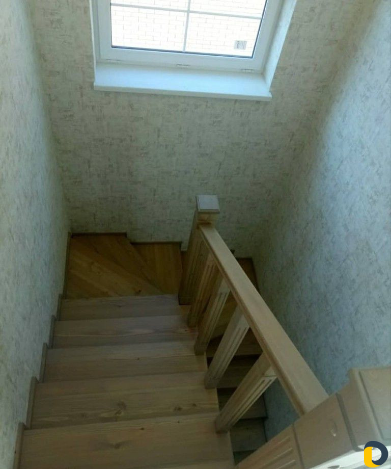 Лестницы из дерева в дом