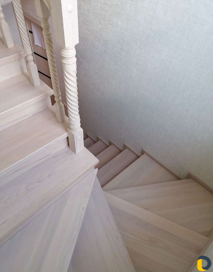 Лестницы из дерева в дом