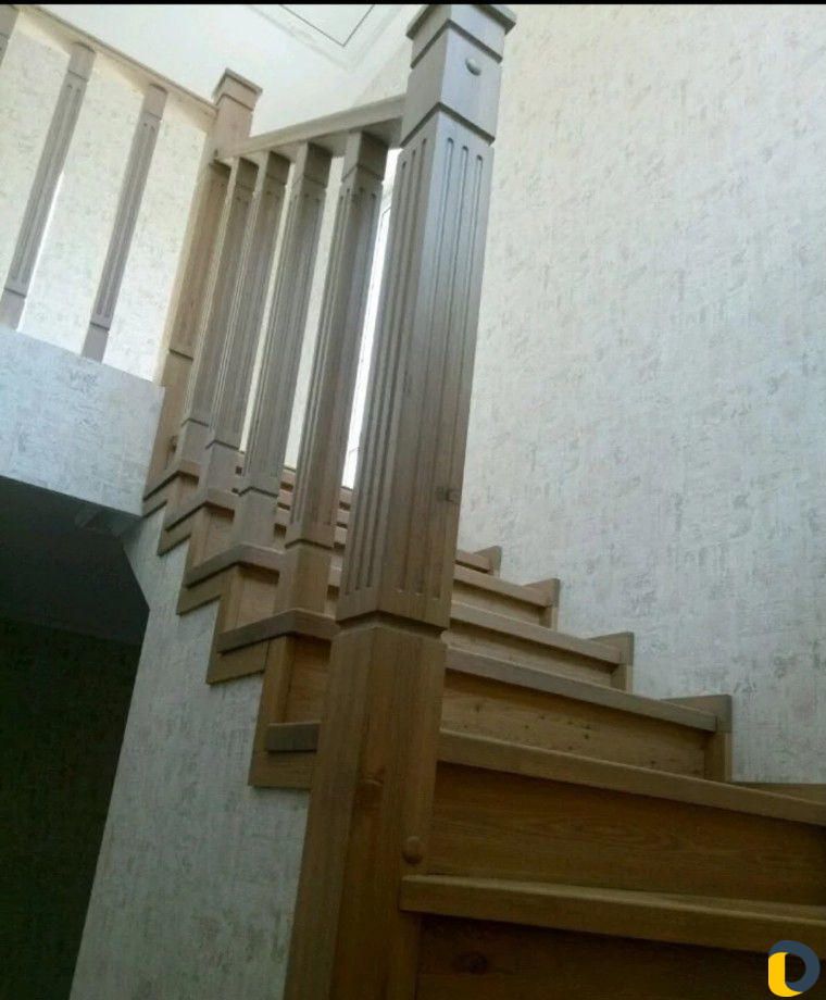 Лестницы из дерева в дом