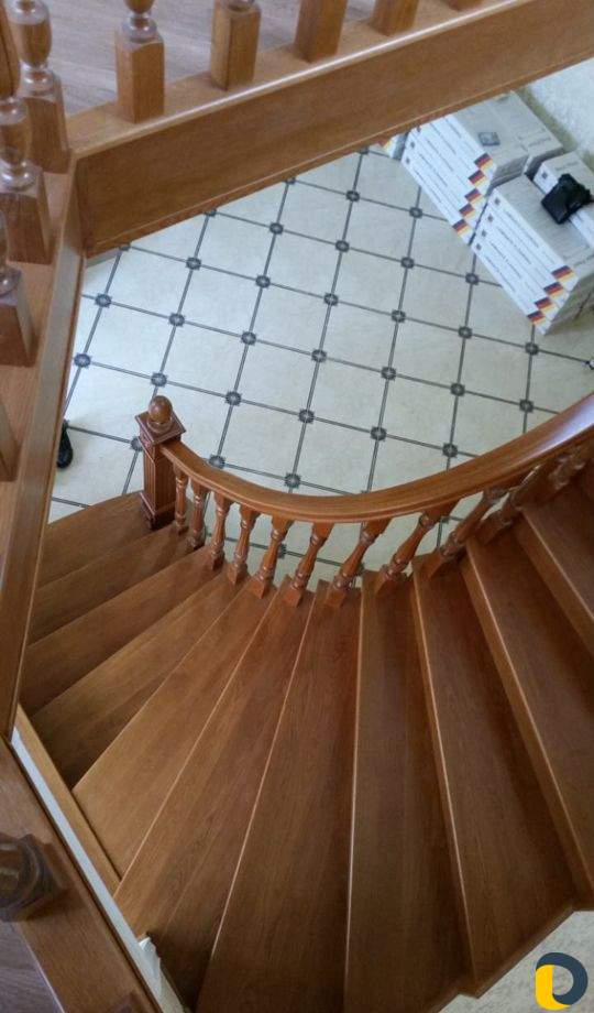 Лестницы из дерева