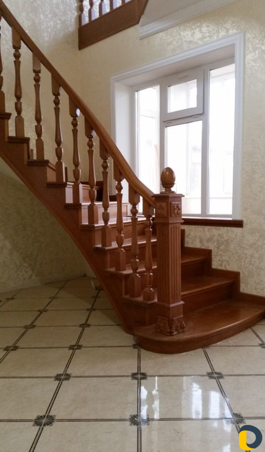 Лестницы из дерева
