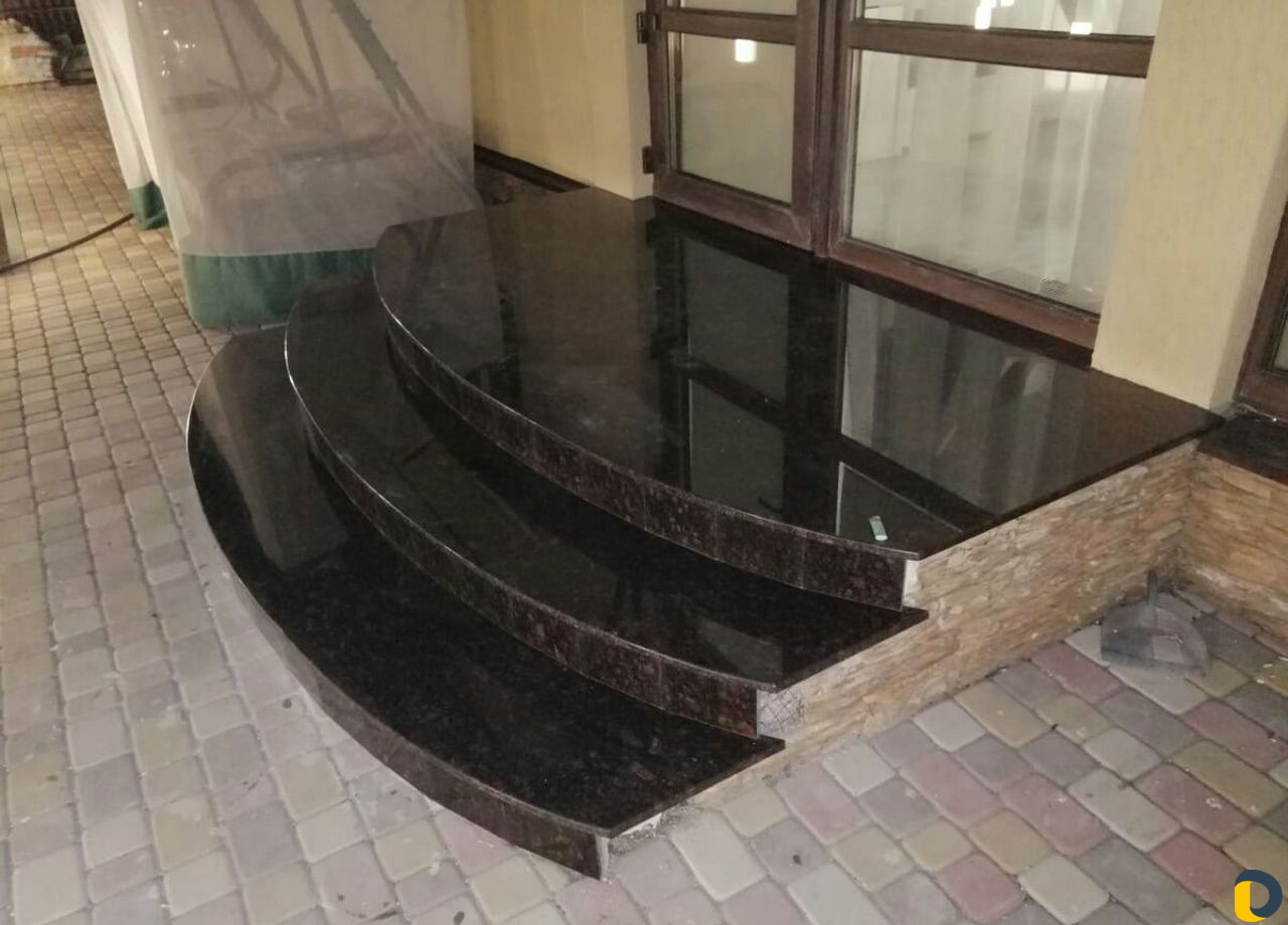 Лестницы из мрамора и гранита