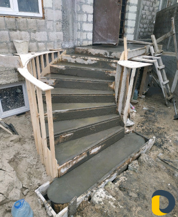 Лестницы монолитные