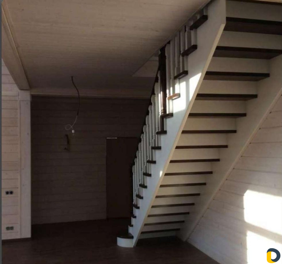 Лестницы на заказ из любых пород дерева