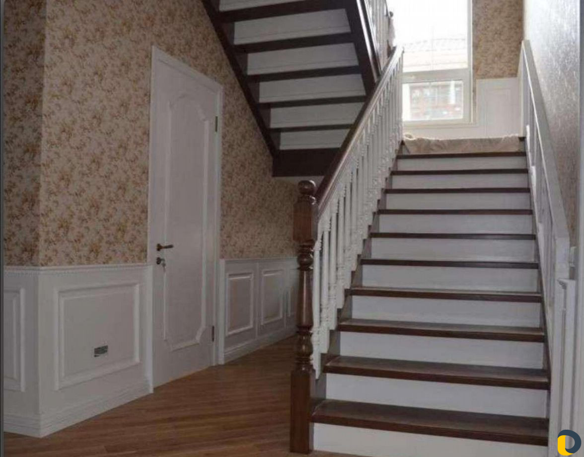 Лестницы на заказ из любых пород дерева