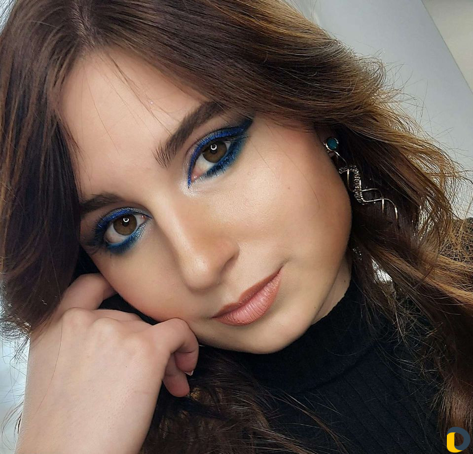 Макияж, оформление бровей