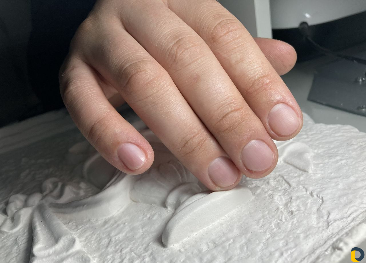 Маникюр и педикюр