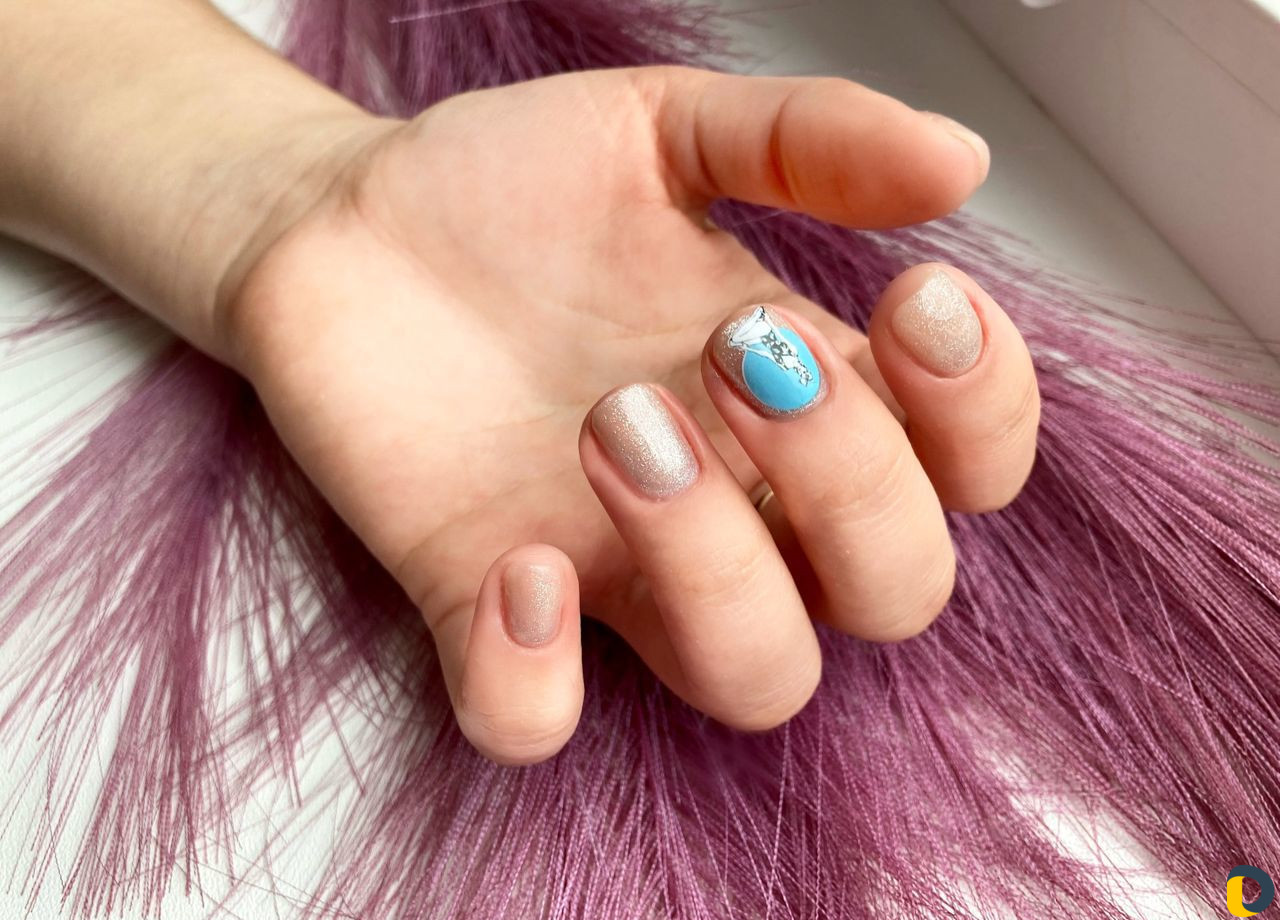 Маникюр и педикюр