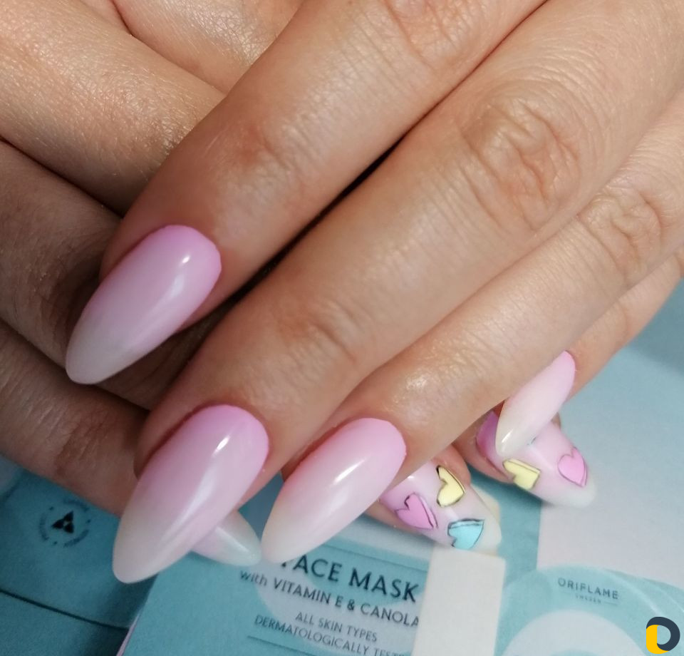 Маникюр, педикюр, наращивание ногтей