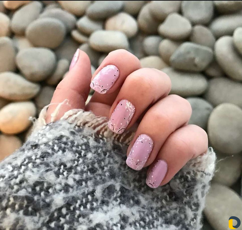 Маникюр, педикюр, наращивание ногтей