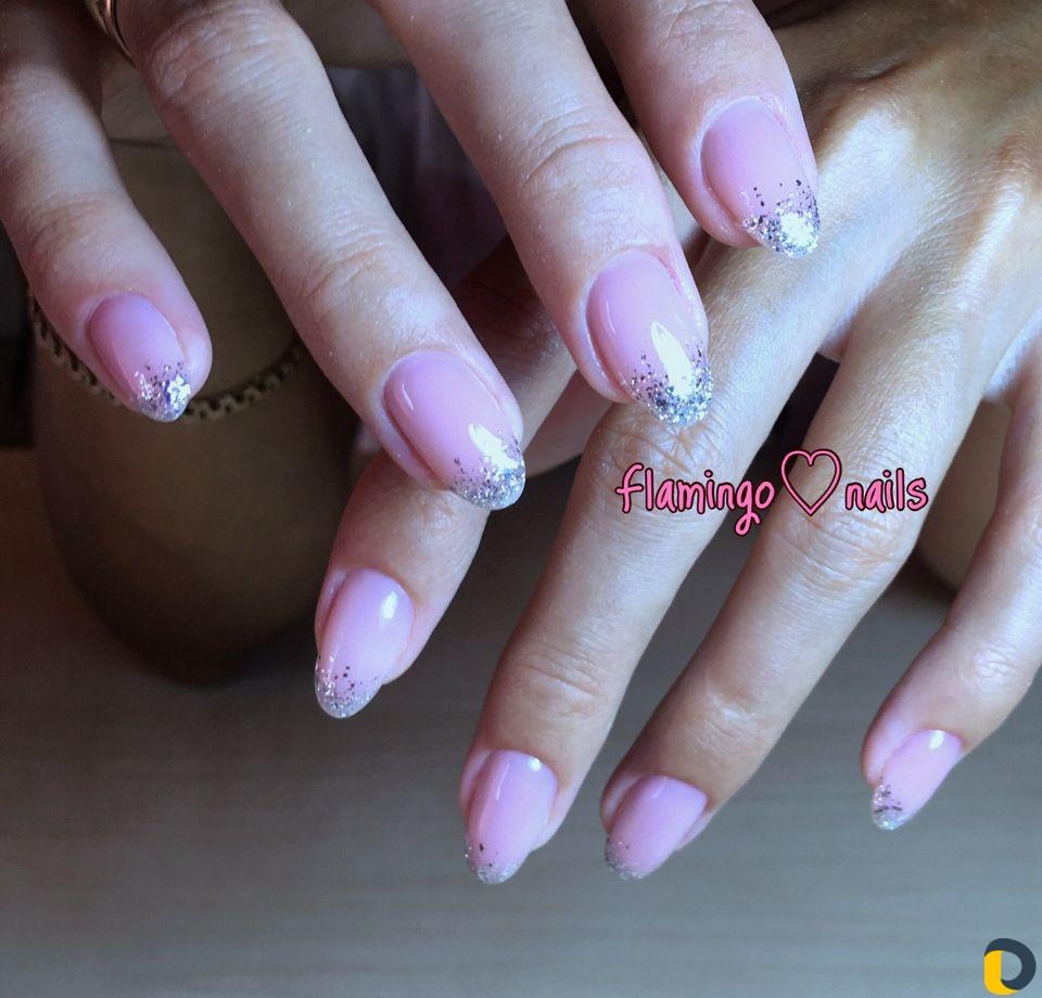 Маникюр Педикюр