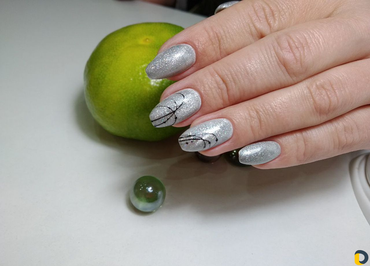 Маникюр, педикюр