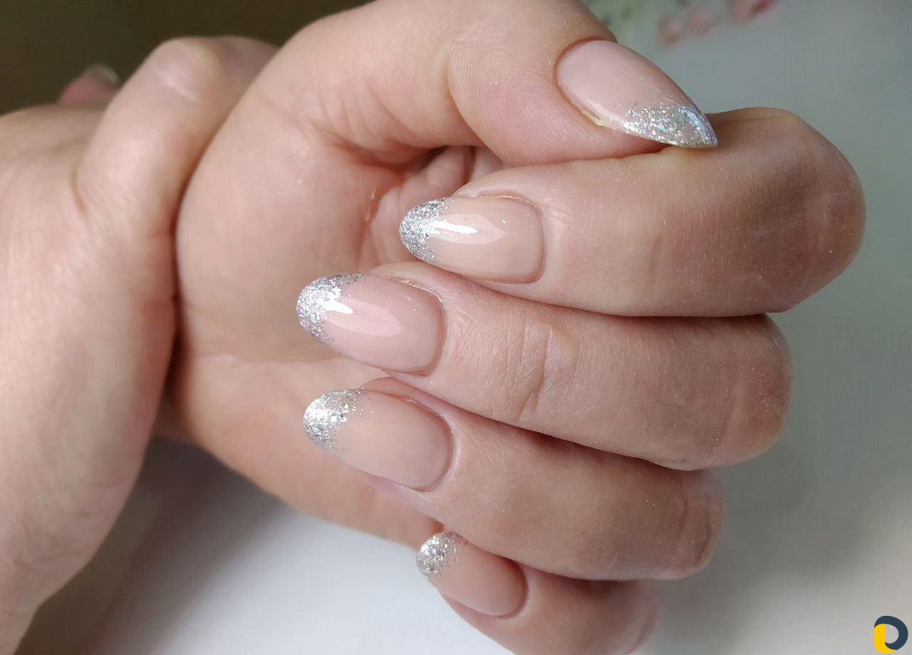 Маникюр, педикюр