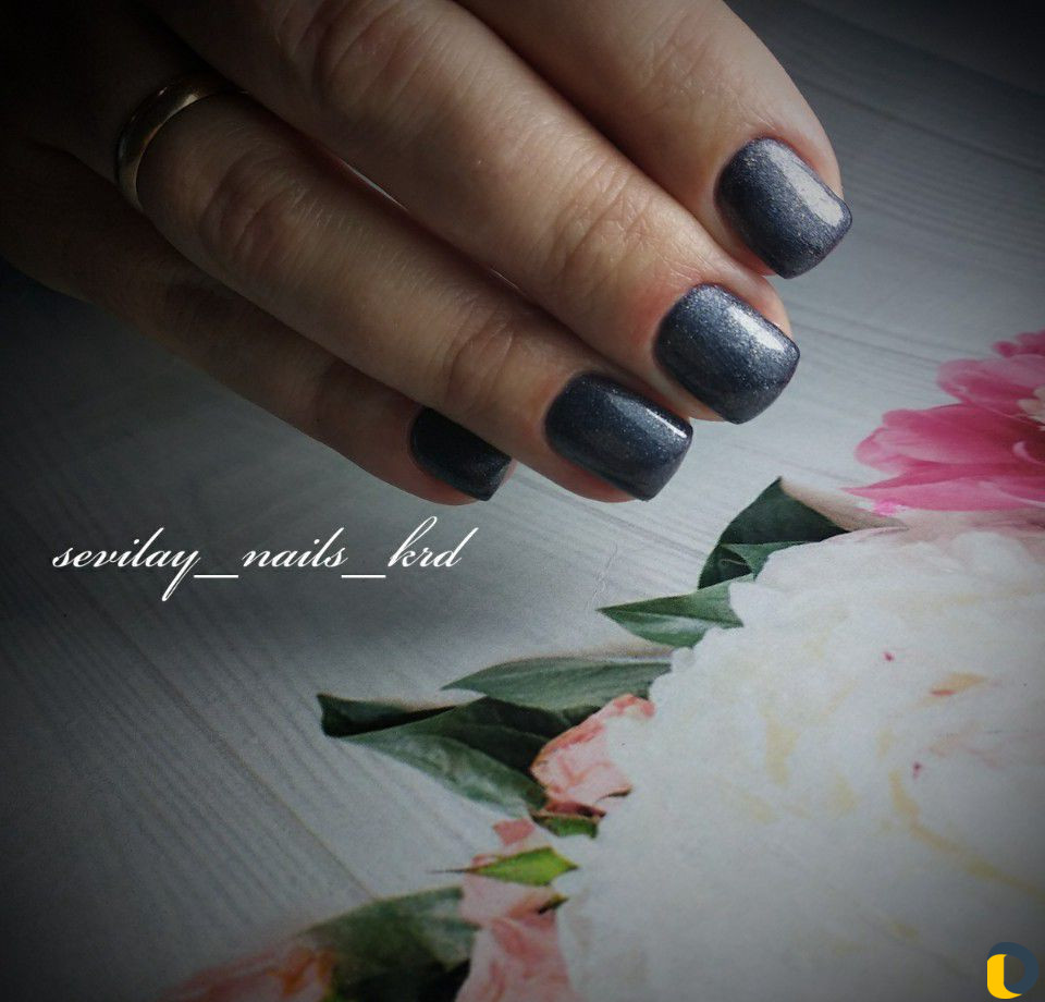 Маникюр педикюр