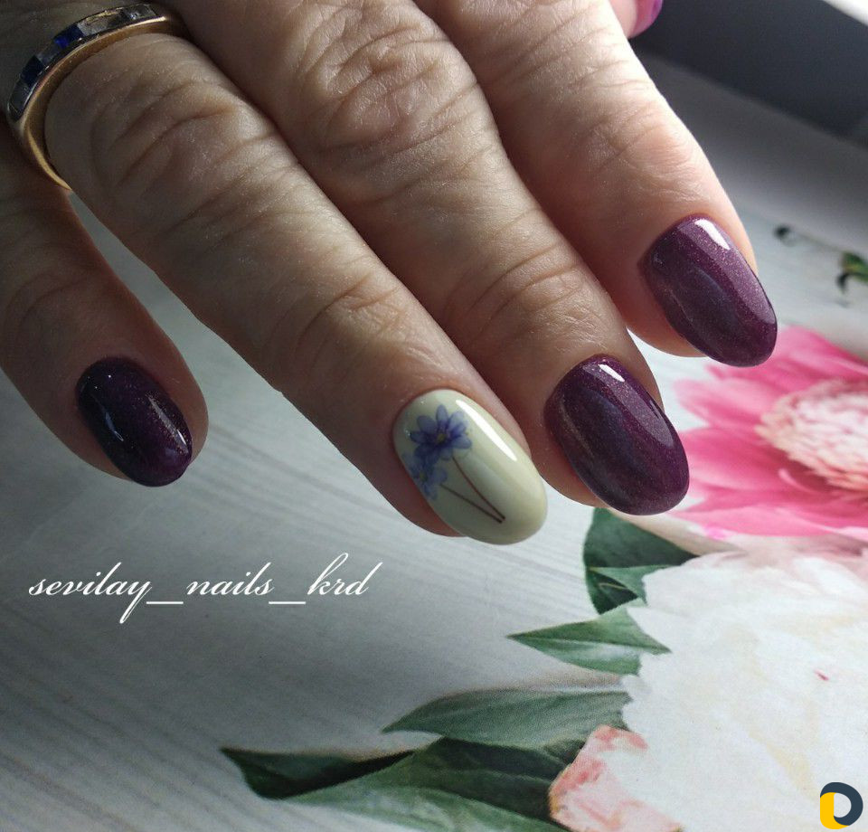 Маникюр педикюр