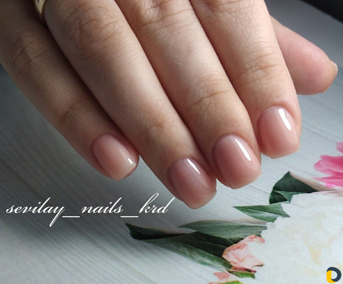 Маникюр педикюр