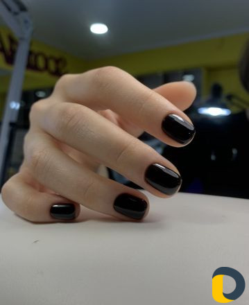 Маникюр