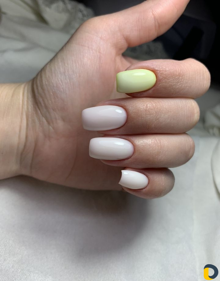 Маникюр
