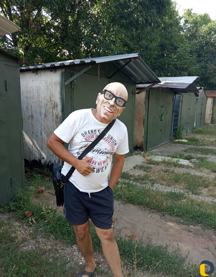 Маски шаржи
