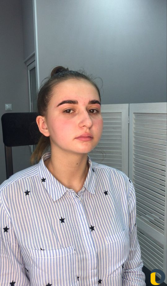Мастер бровист