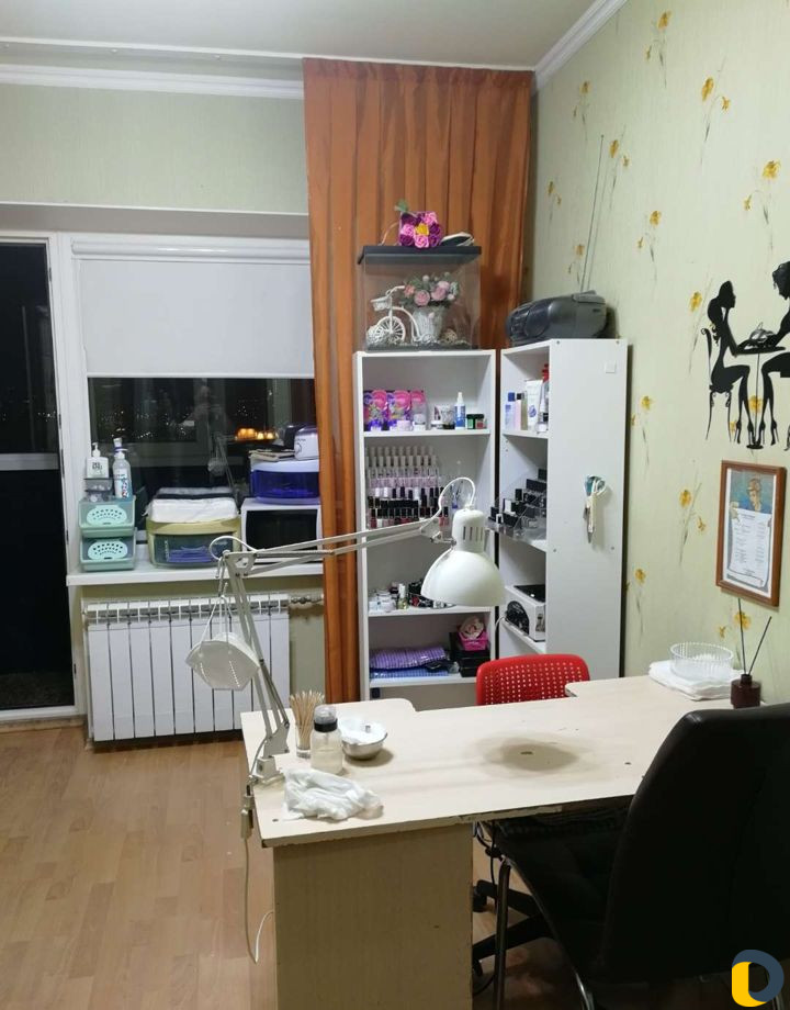 Мастер маникюра и педикюра