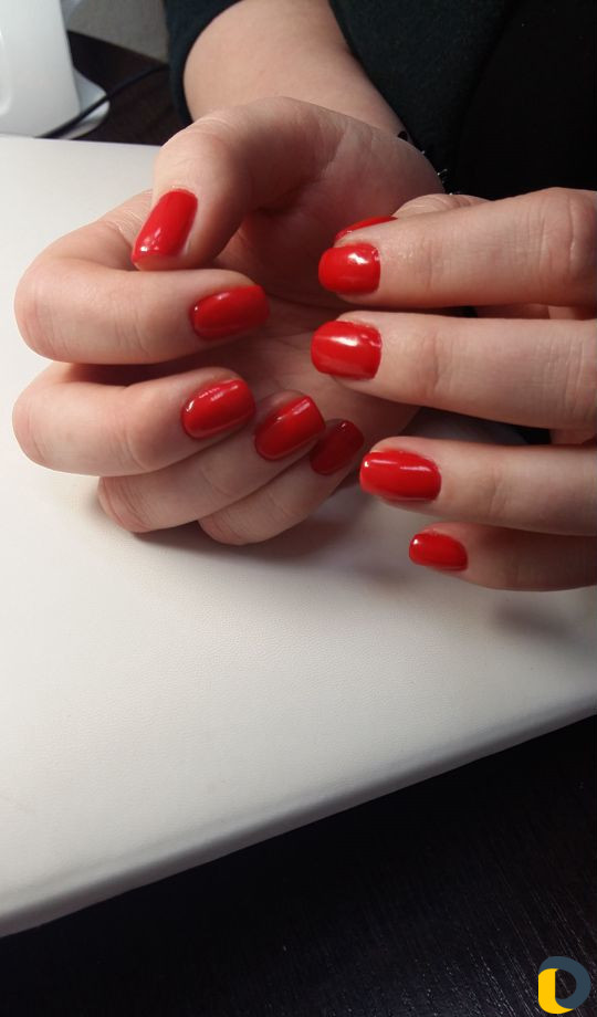 Мастер маникюра и педикюра