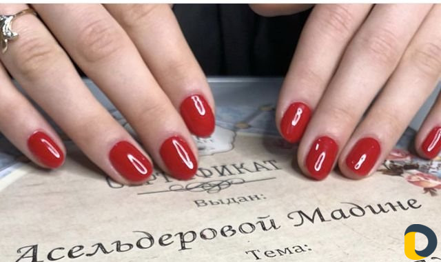 Мастер маникюра