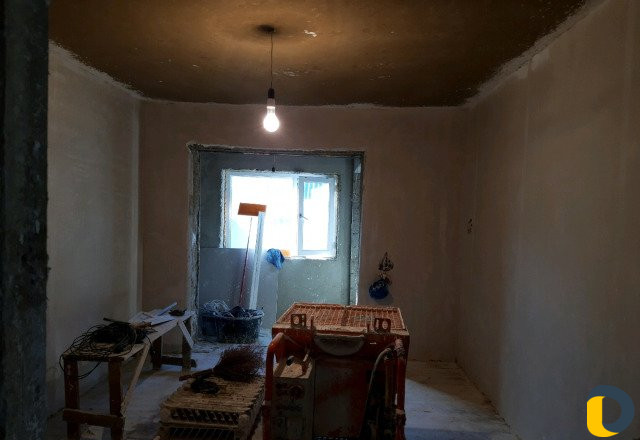 Механизированная Штукатурка под обои, лепка карниз