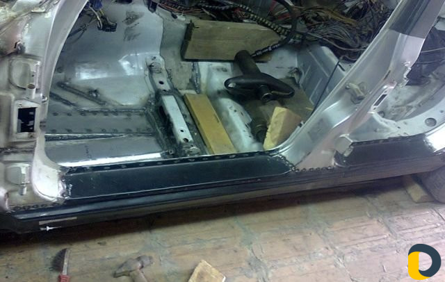 Мерседес W210