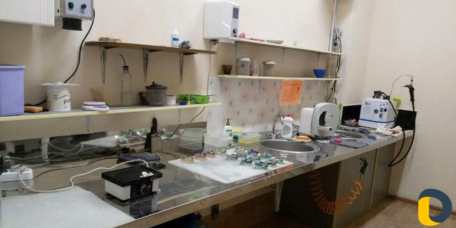 Место для зуботехника