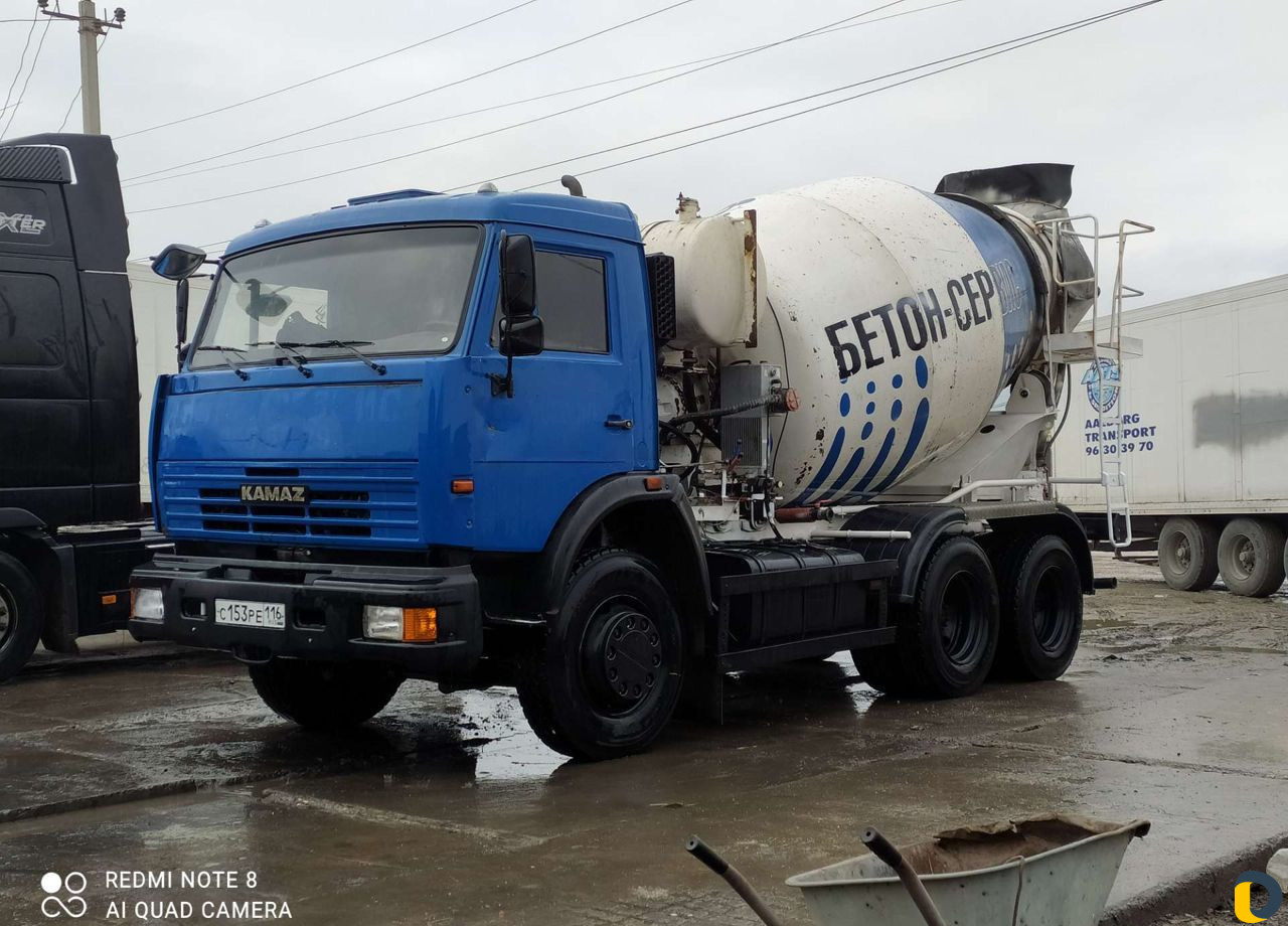 Миксер на перевозку бетона