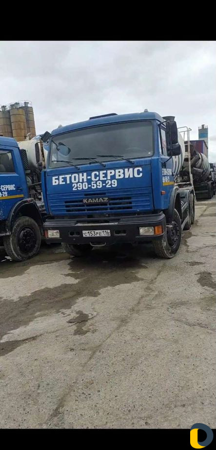 Миксер на перевозку бетона