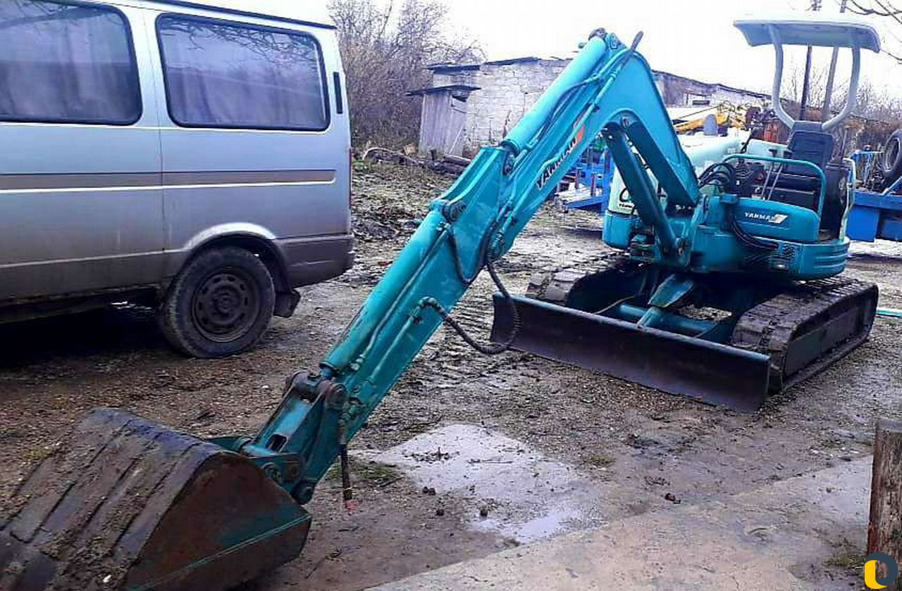 Миниэкскаваторы 2,3,5 тонн