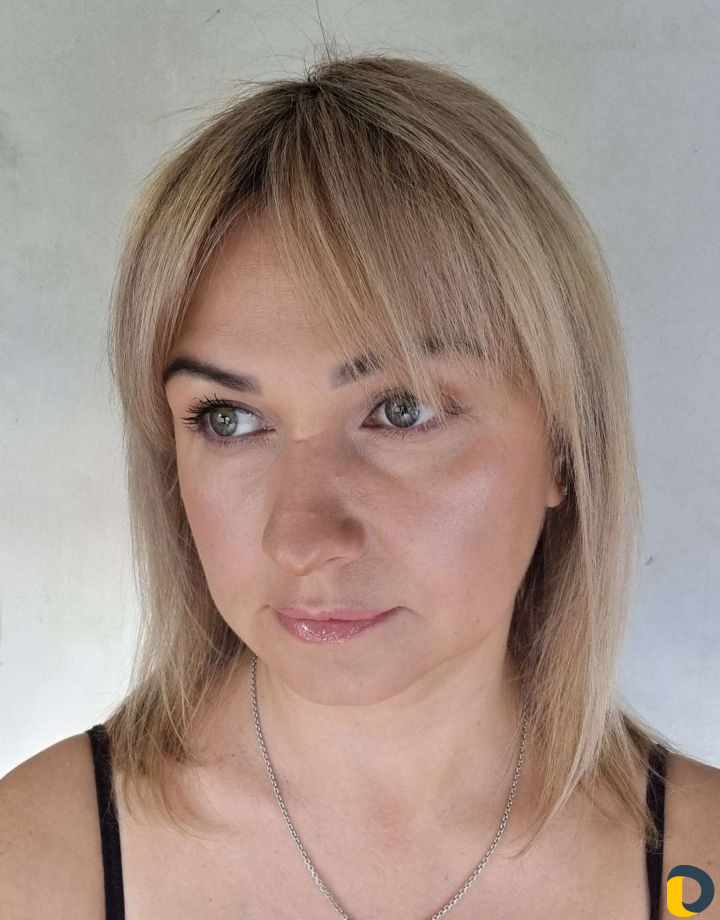 Модель на макияж