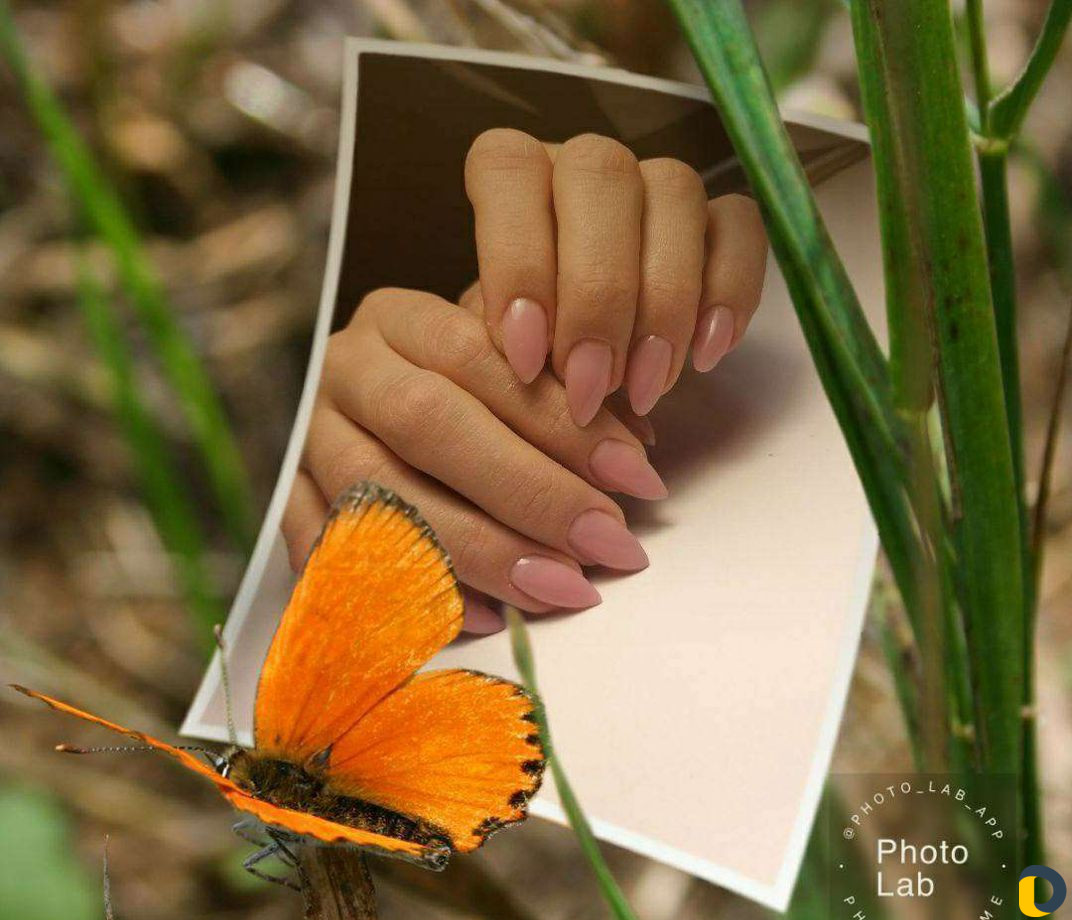 Модель на маникюр