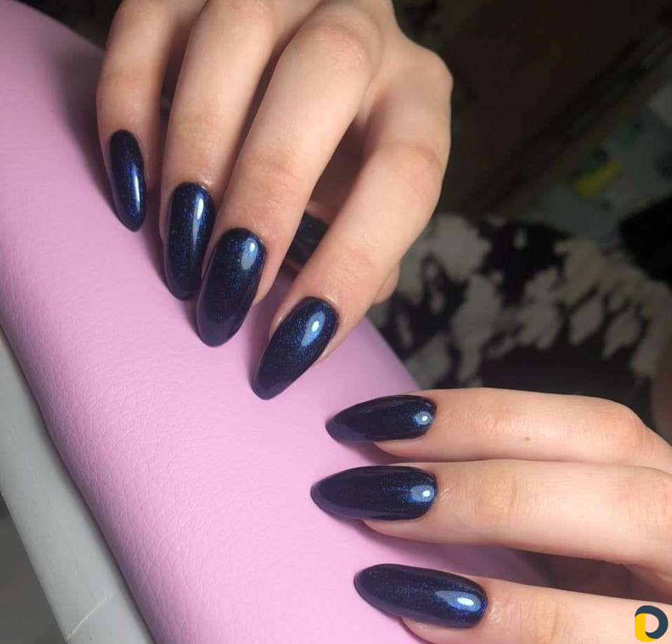 Моделирование ногтей и педикюр