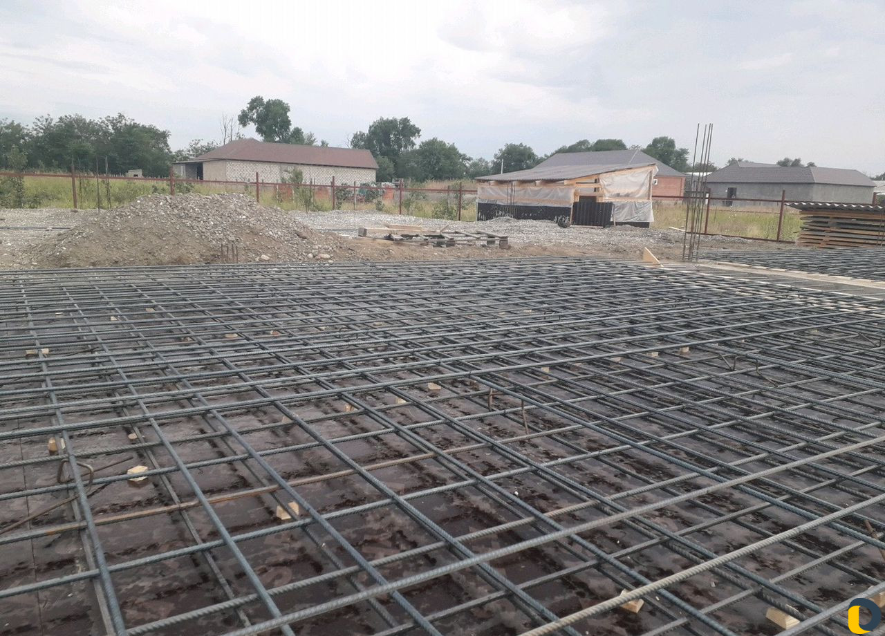 Моналит прикрити бетонне работа и леснитча