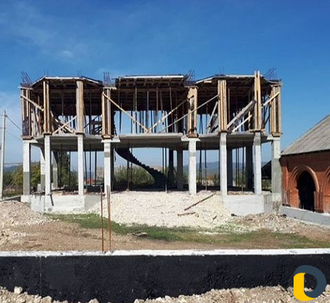 Моналит прикрити бетонне работа и леснитча