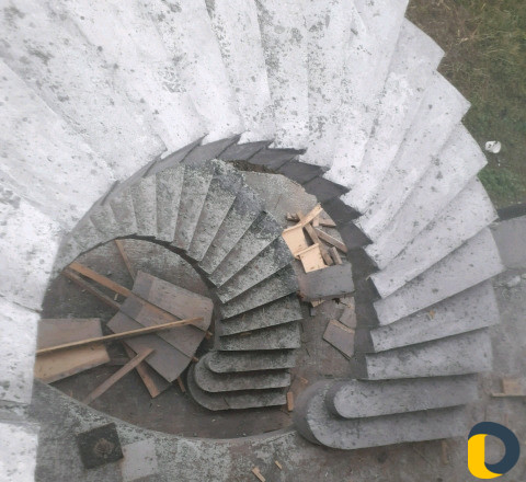 Моналит прикрити бетонне работа и леснитча