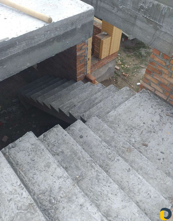 Монолит