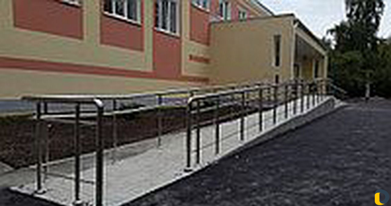 Монолитные лестницы, ступеньки, пандусы